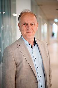 Chief Accounting Officer (CAO) - Karsten Kronberg