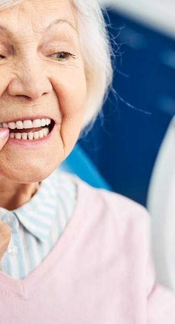 Zahnausfall im Alter: Welche Gründe gibt es für Zahnverlust und wie beuge ich am besten vor?