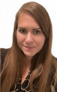 Portraitbild der Ausbildungsleiterin Sandrina Moyé