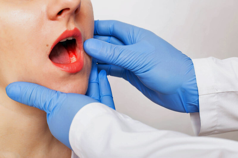 Ohrenschmerzen durch schlechte Zähne- Ratgeber Zahngesundheit - Münchener Verein